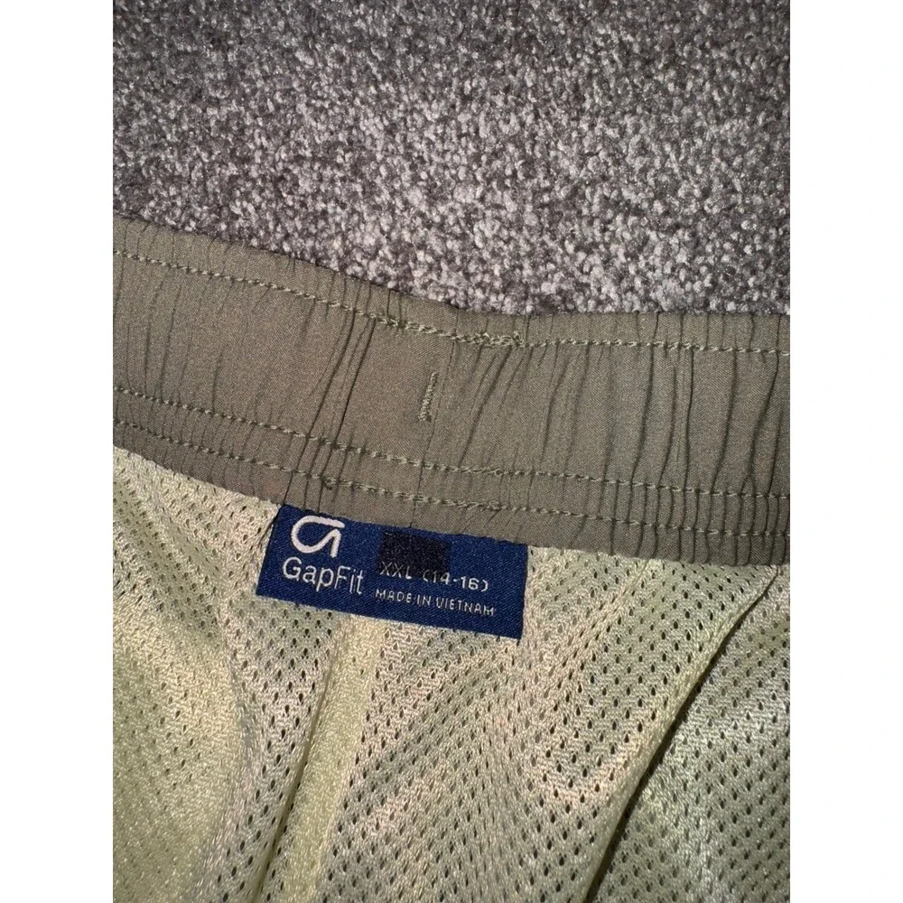 Gap‎ Fit Olive Green Boys Athletic Shorts